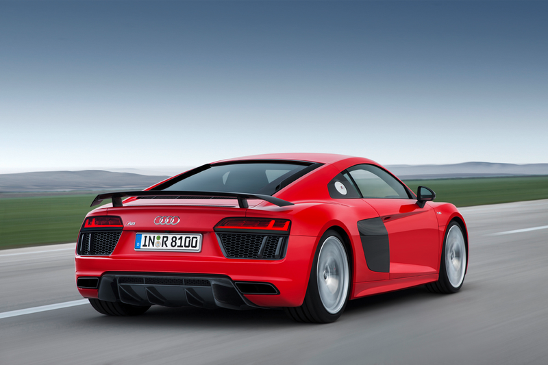 Illustration for article titled 2016 Audi R8: This Is It